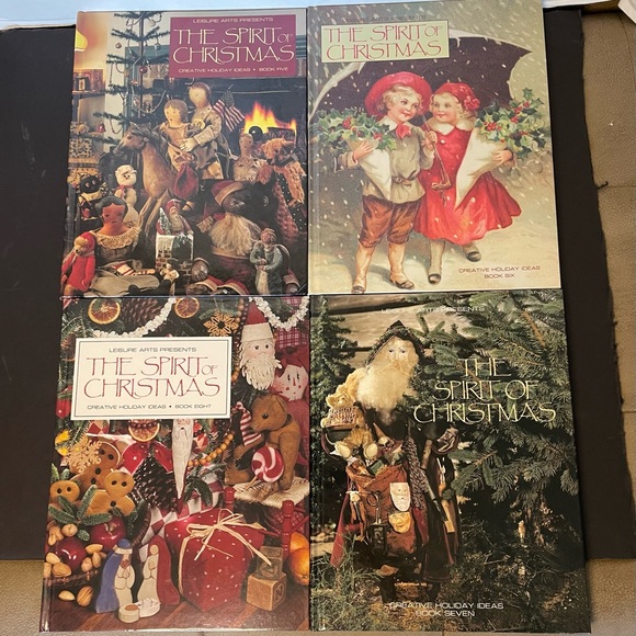 The Spirit of Christmas collection hardcover books Excellent condition 4 books - Picture 1 of 4